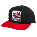 Casquette Snapback Adulte - Vagues de Fierté avec Visière Rouge