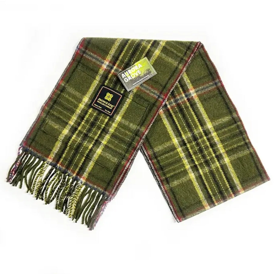 Tartan Pocket Scarf - Aurora Grove