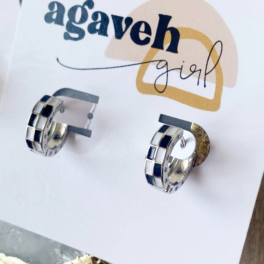 Checkered Hoops