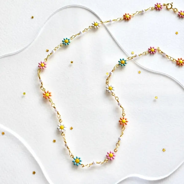 Daisy Flower Pearl Chain Necklace - Multi Colour