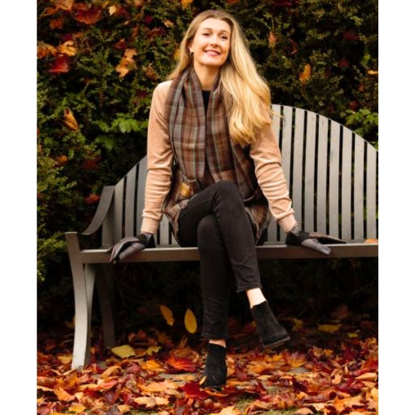 Tartan Pocket Scarf - Outlander Mackenzie