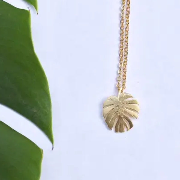 Monstera Necklace