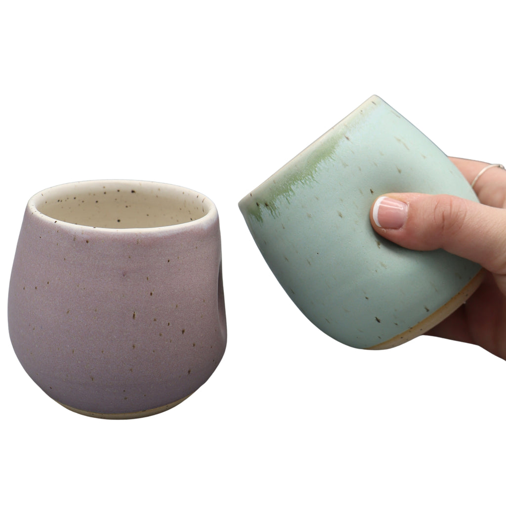 Thumb Grip Wine Cup
