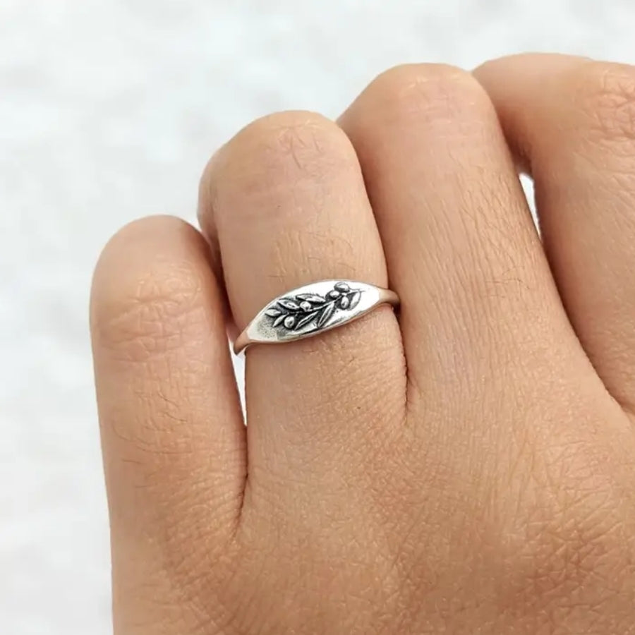Olive Branch Signet Ring - Sterling Silver