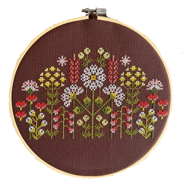 Kit de broderie au point de croix Fleurs sauvages