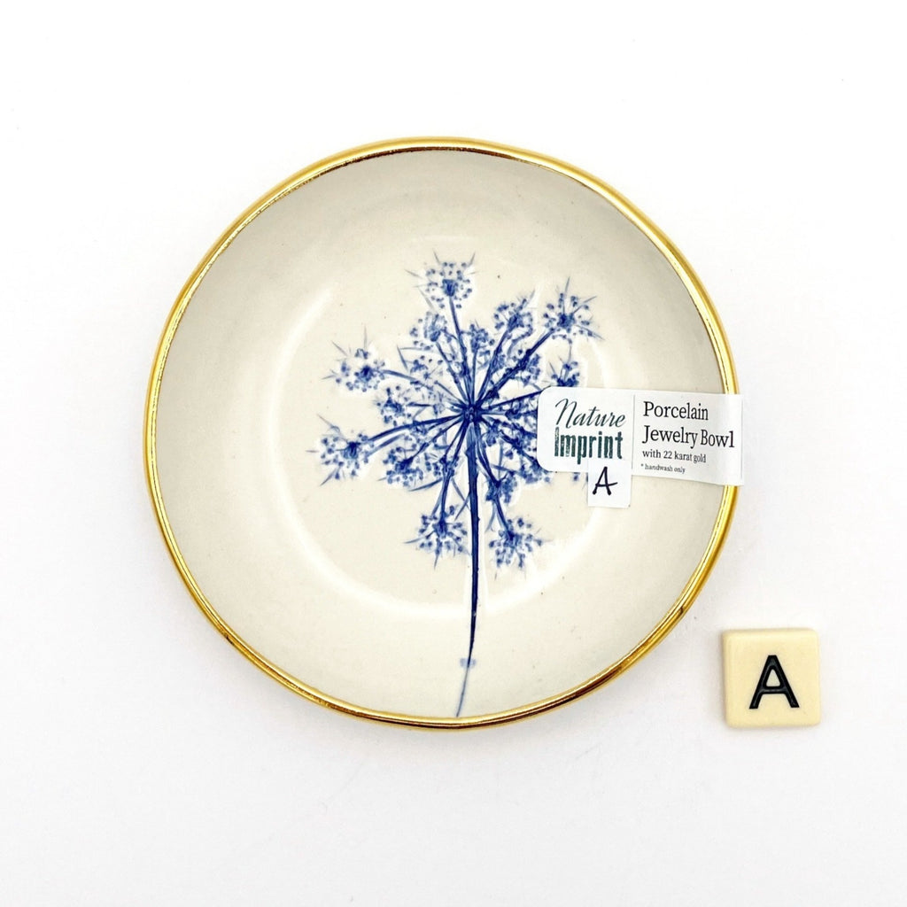 Plat à anneaux cerclés d’or - Queen Ann’s Lace