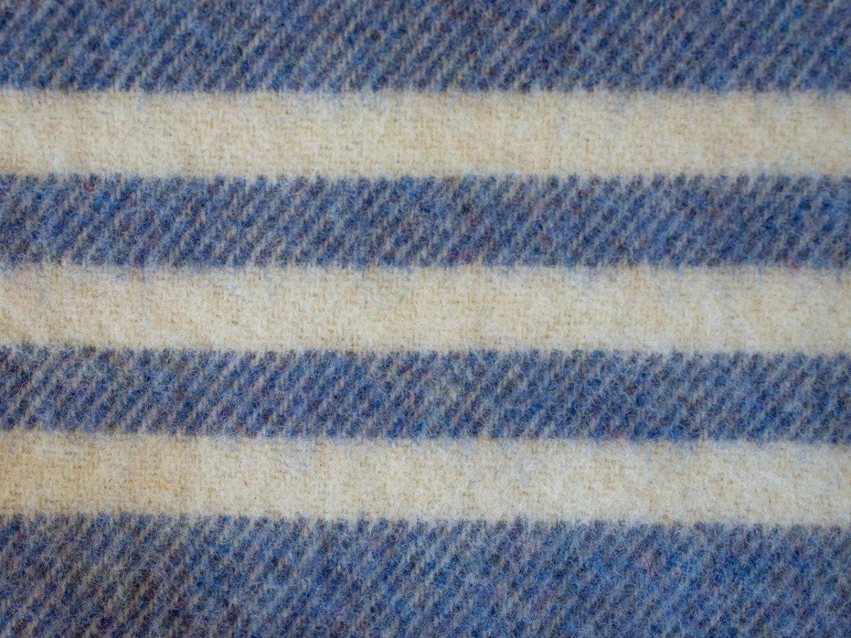 MacAusland Wool Blanket (Blue) - MacAusland's Woolen Mills