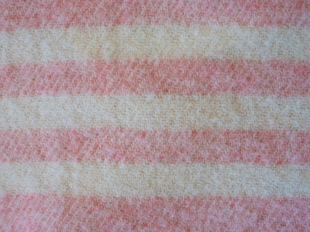 MacAusland Wool Blanket (Pink) - MacAusland's Woolen Mills
